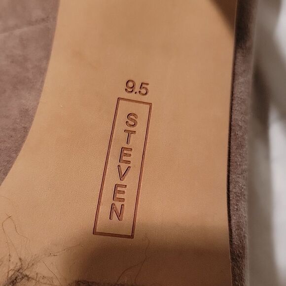 Steven taupe suede pumps 9.5 - Picture 6 of 8